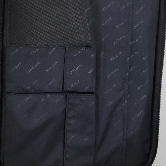 Targus Black Briefcase 16"X13"X4" - Picture 5 of 16